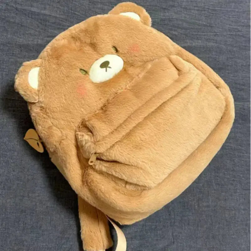 Sac à dos en peluche avec un ours mignon