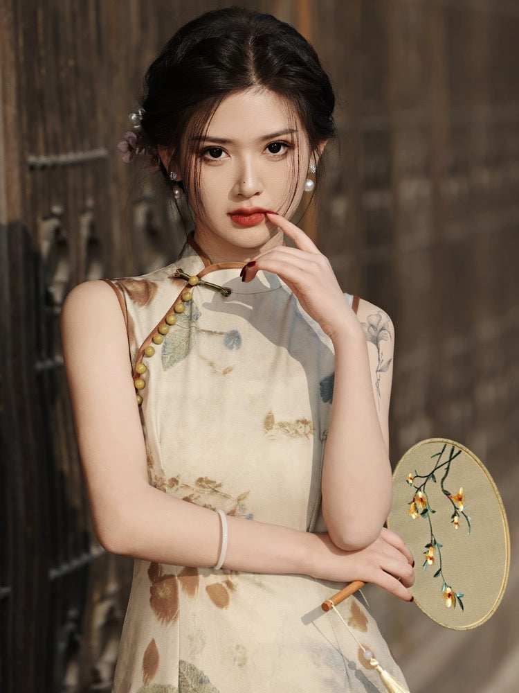 Klassisches traditionelles Cheongsam