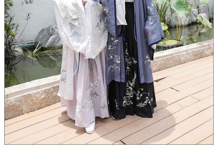 Ensemble de costumes traditionnels chinois assortis pour couple