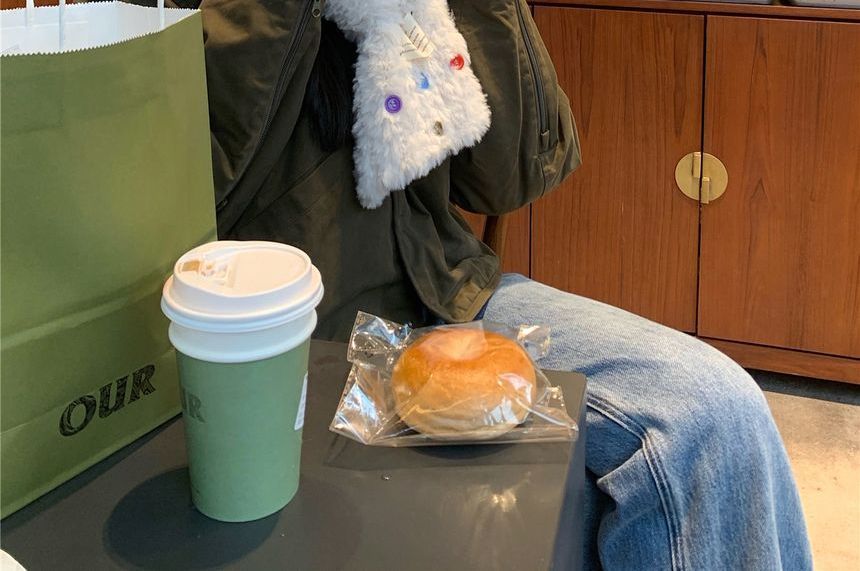 Écharpe en chenille boutonnée