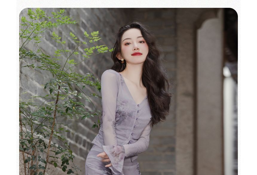 Ensemble : Robe fourreau mi-longue à bretelles spaghetti et imprimé floral avec fente froncée + V