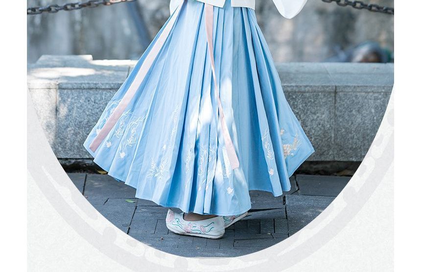 Chemisier Hanfu brodé de fleurs / Maxi taille haute A