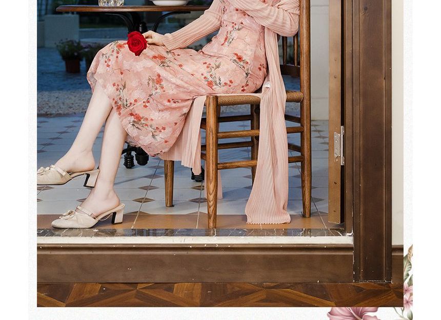 Qipao mi-long à imprimé floral sans manches et col licou / cardigan uni / ensemble