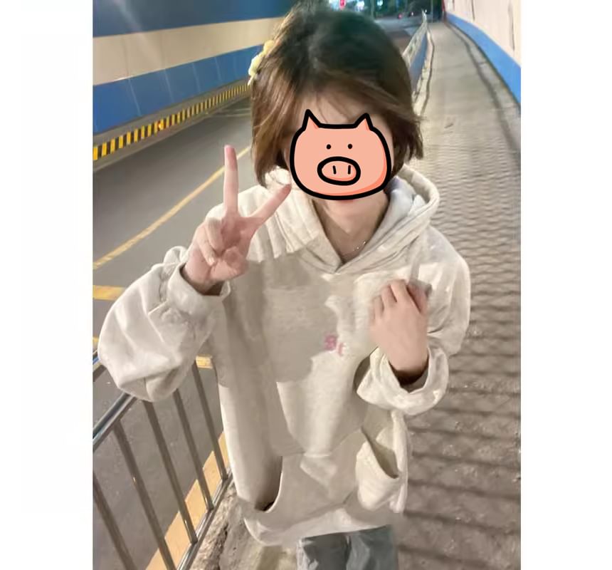 Sweat à capuche avec imprimé lettrage