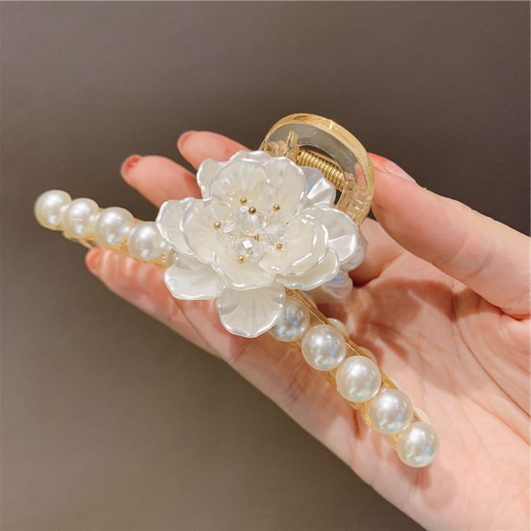Pearl Acrylic Clamp Hair Floral Faux
