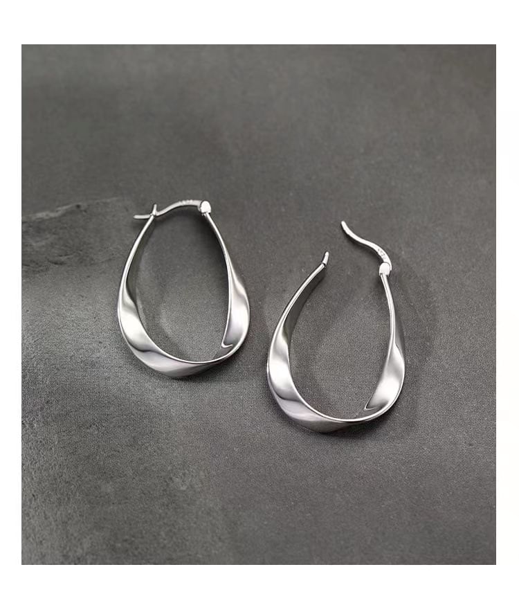 Boucle d'oreille créole en argent sterling
