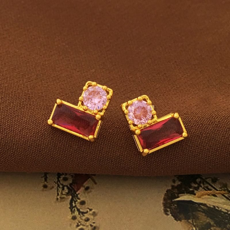 Clous d'oreilles en strass en forme de cœur