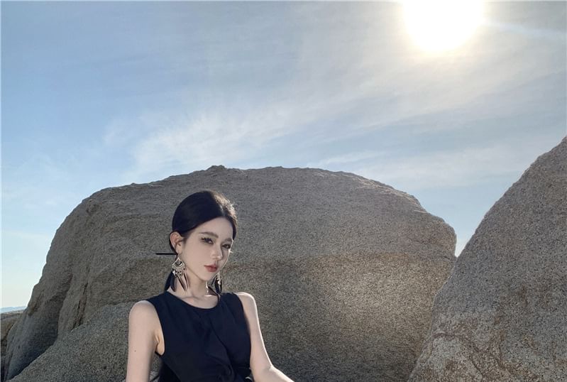 Maxi Dress A-Line Two Sleeveless Tone Crewneck