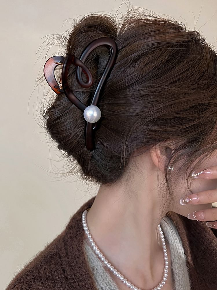 Pearl Heart Claw Hair Faux