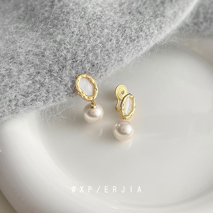 Pearl Cuff Faux Earring