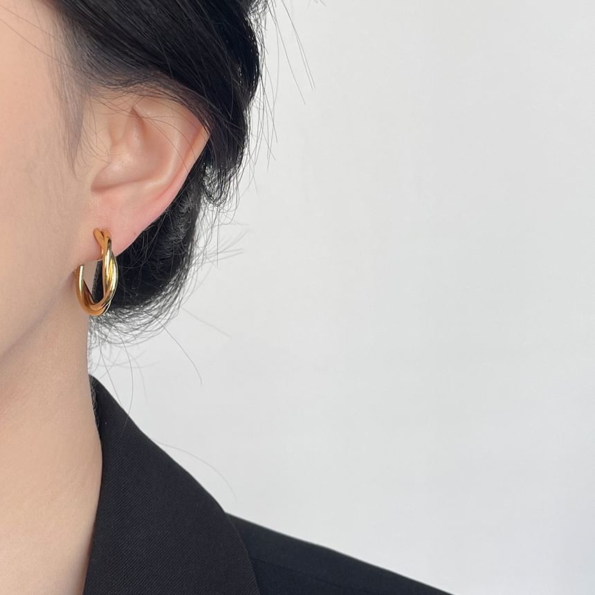 Twisted Cuff Ear Alloy