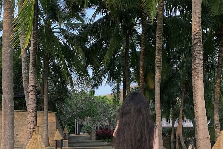 Robe trapèze longue à pois et bretelles spaghetti