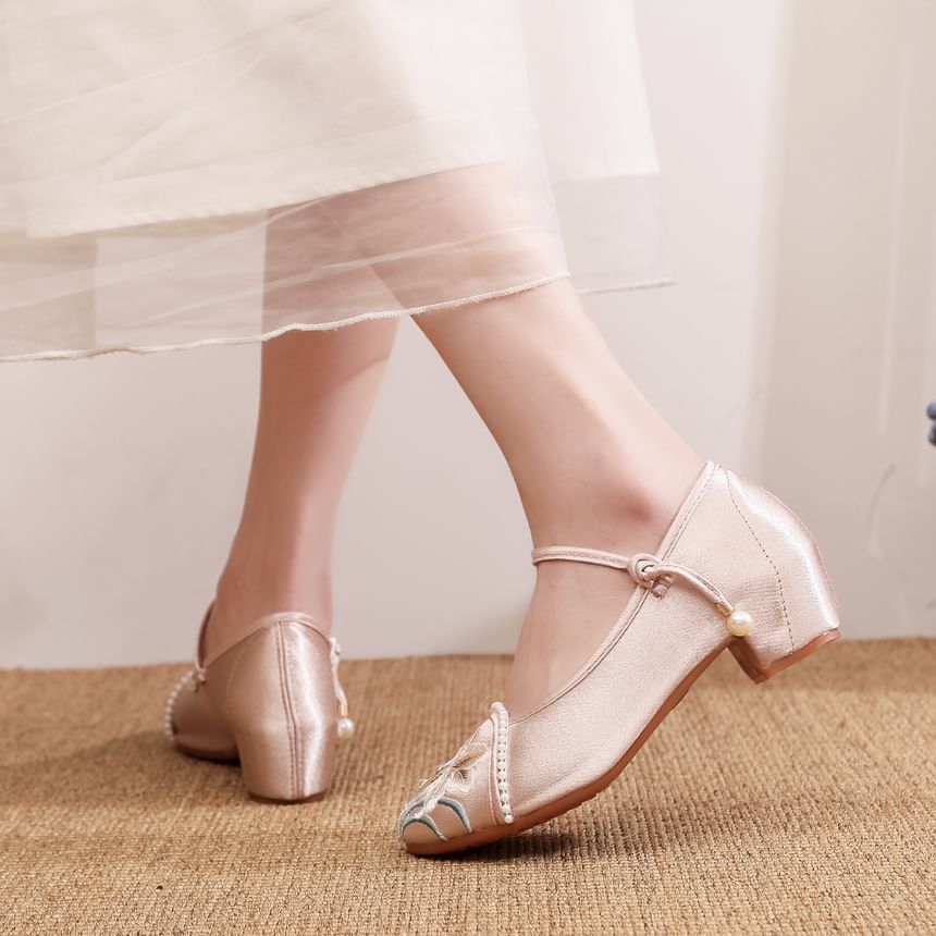 Textile Embroidered Flats