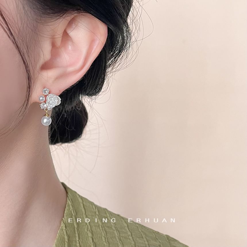 Boucles d'oreilles pendantes en fausses perles et strass en forme de fleur