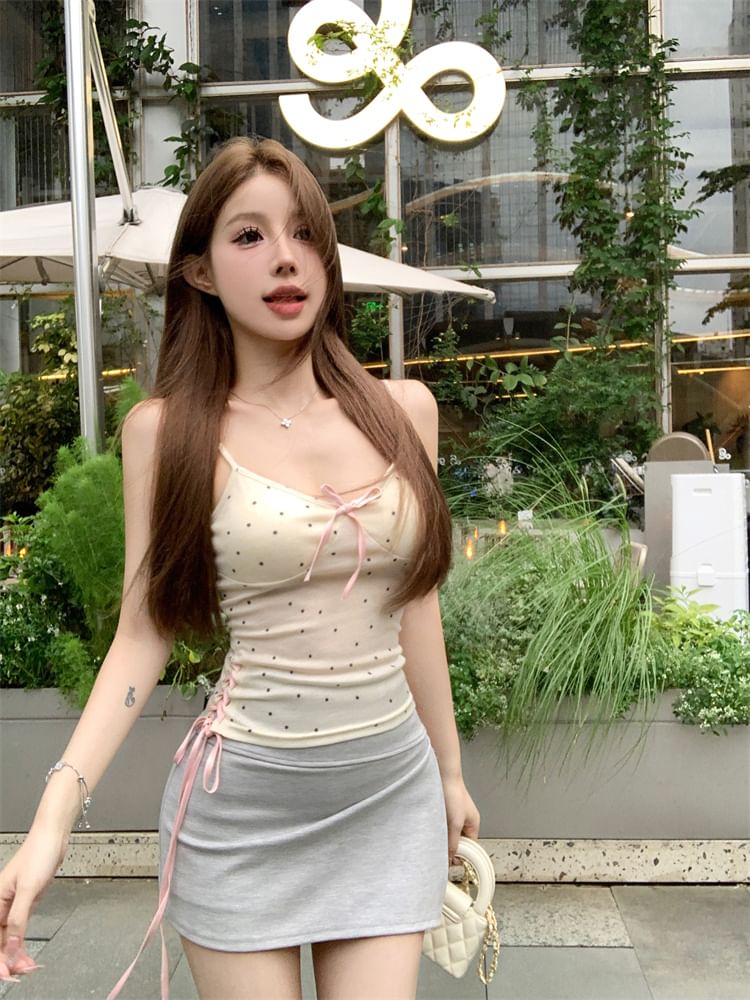 Dentelle à pois et nœud