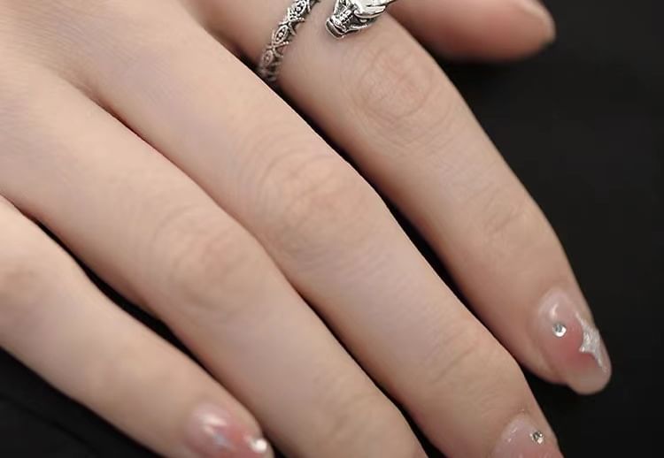 Bague en argent sterling avec strass et dragon