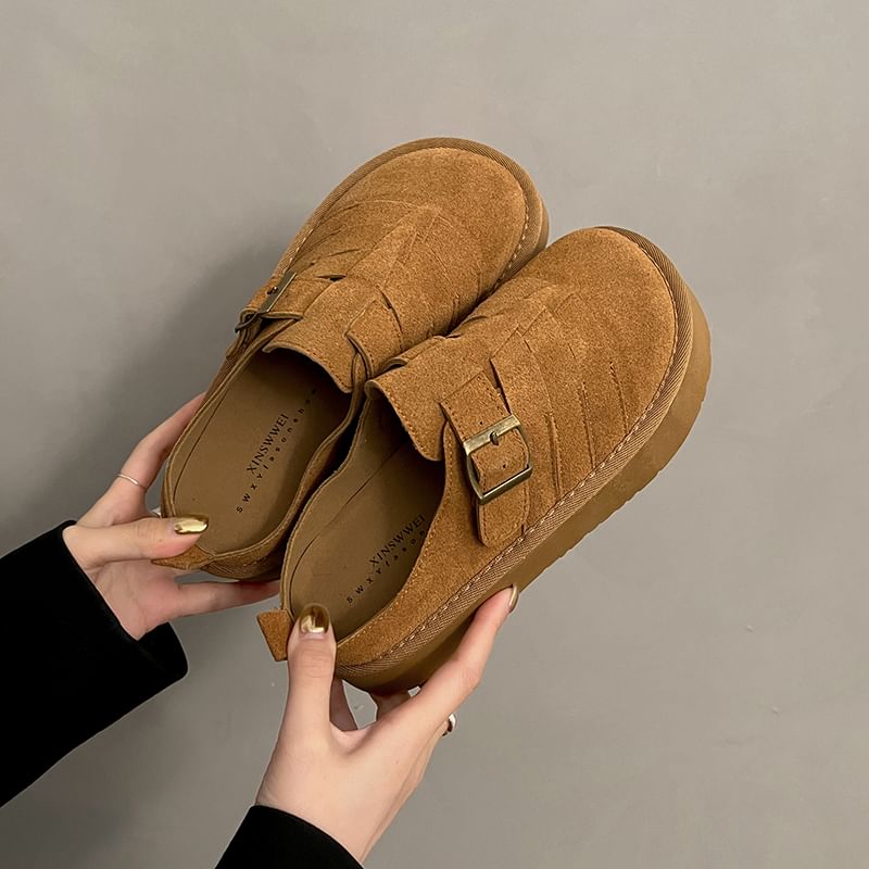 Mules à plateforme avec boucle