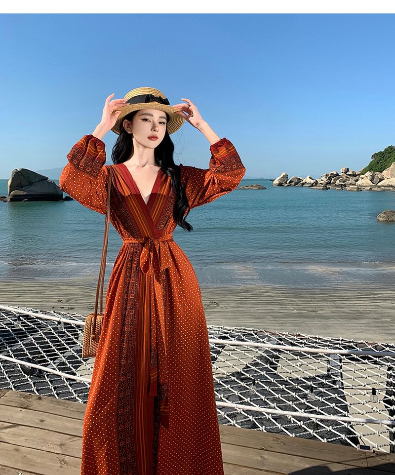 Robe portefeuille trapèze longue à manches longues, col en V, imprimé à pois, taille nouée