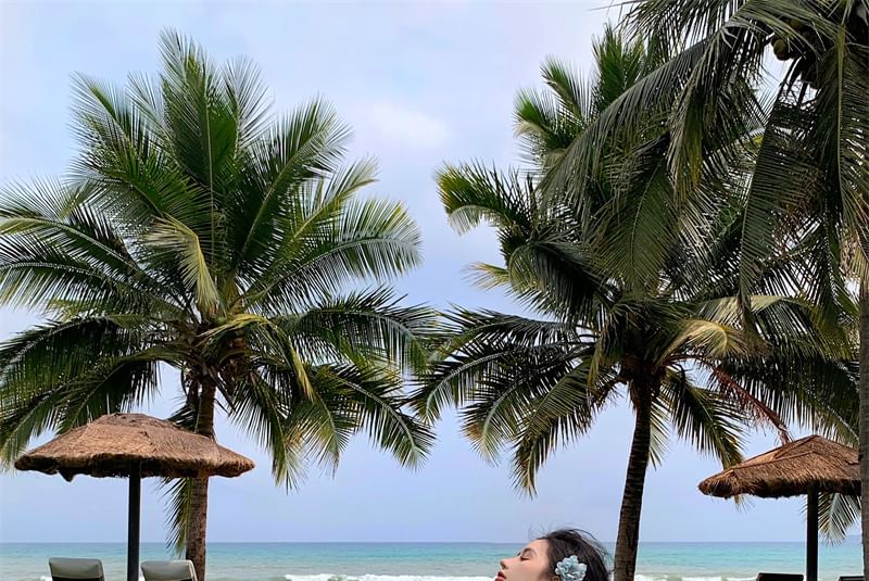 A-Line Gradient Midi Strap Spaghetti Dress