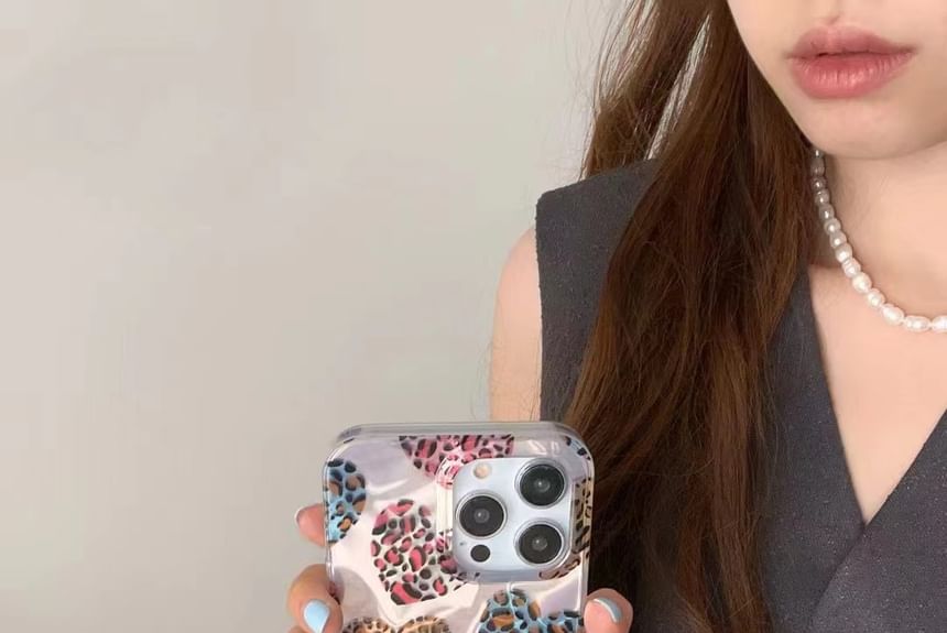 Leopard Print Heart Print Phone Case