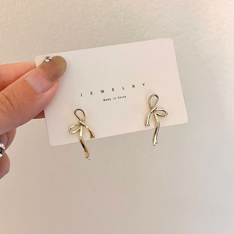 Earring Stud Sterling Ribbon Silver