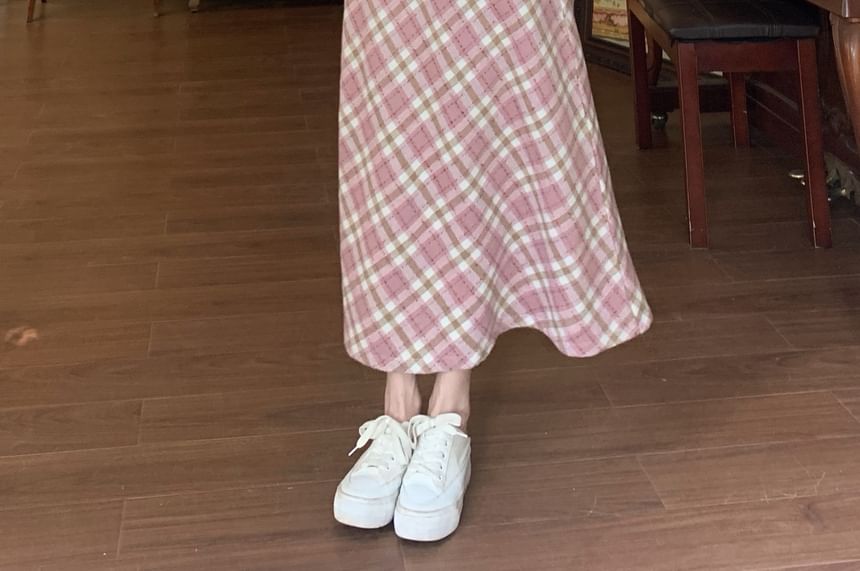 Robe mi-longue trapèze à carreaux à manches longues et col rond en deux pièces