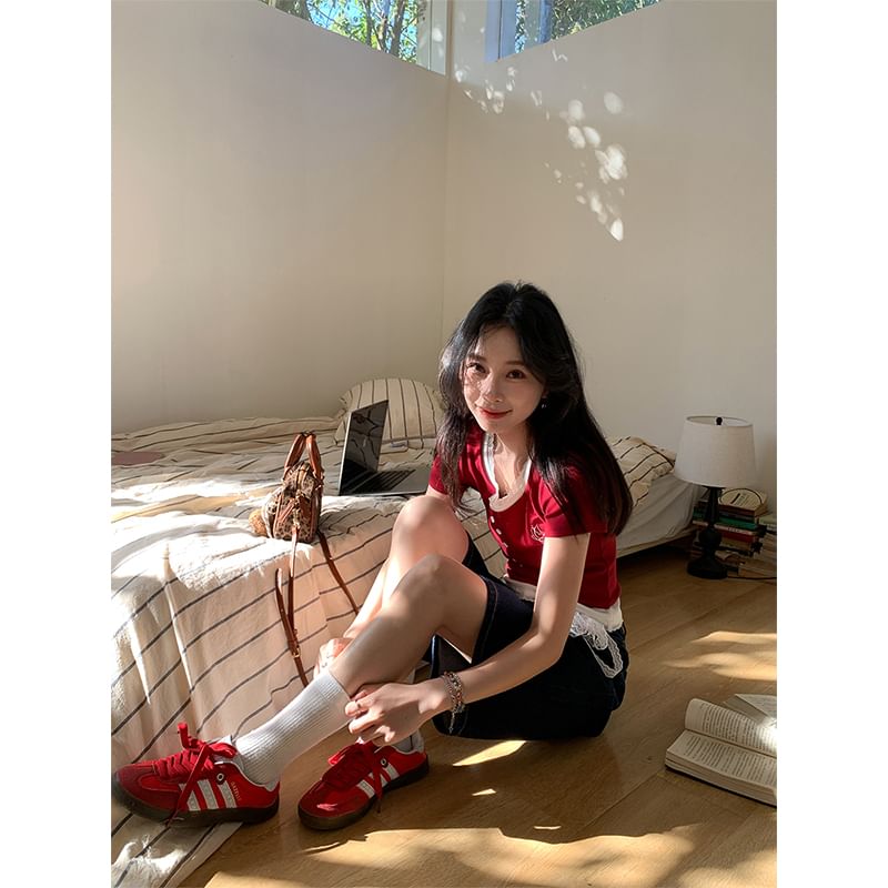 Neck Crop Top Short-Sleeve Mock Two-Piece Square