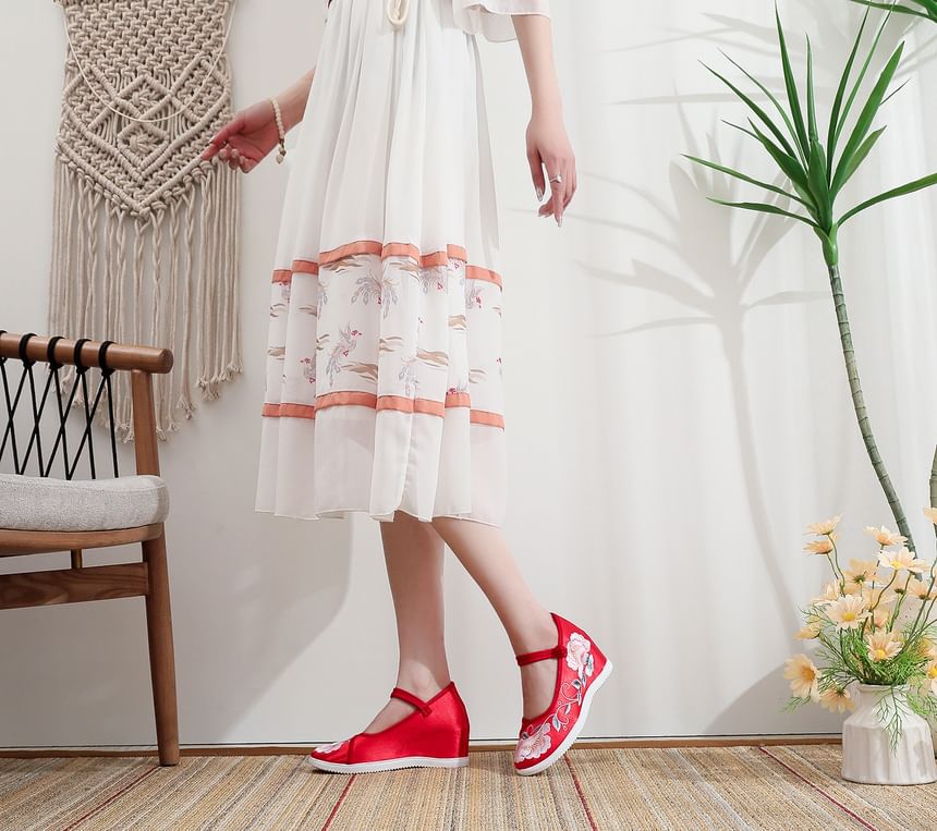 Shoes Heel Floral Embroidery Wedge