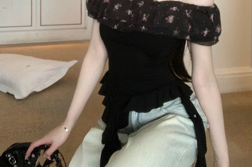 Slim Ruffle Trim Tee Cap-Sleeve Floral Panel Off-Shoulder Fit