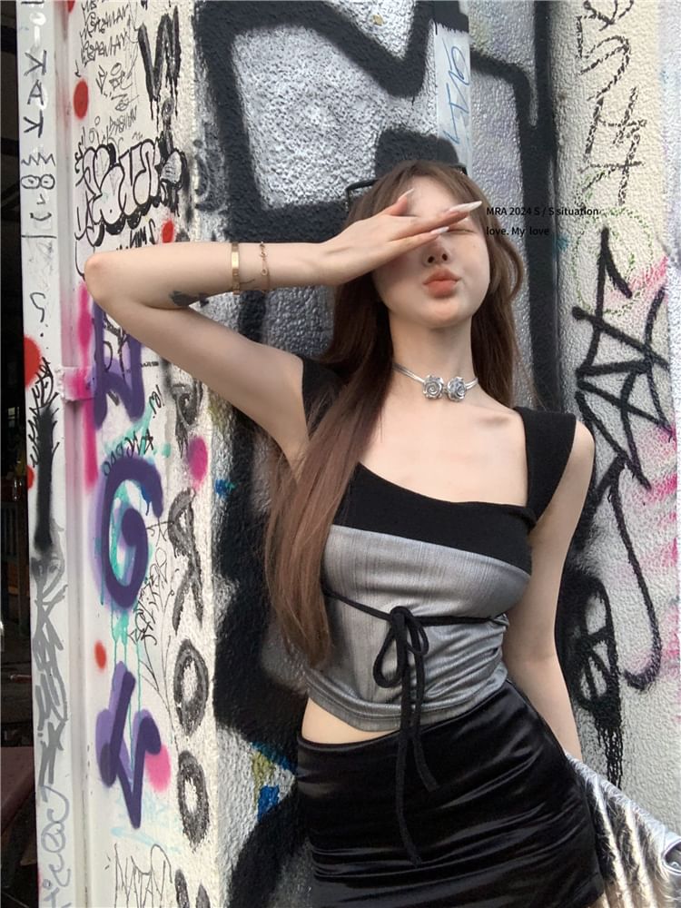 Tank Neck Fit Slim Top Square Bow Tone Crop Two