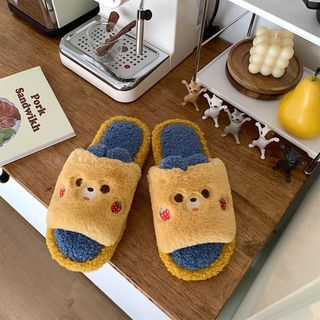 Chaussons d'intérieur en polaire animal