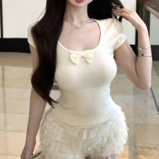 Waist Tiered Shorts Bow Sleeve Neck Lace Tee High Plain / Short Scoop