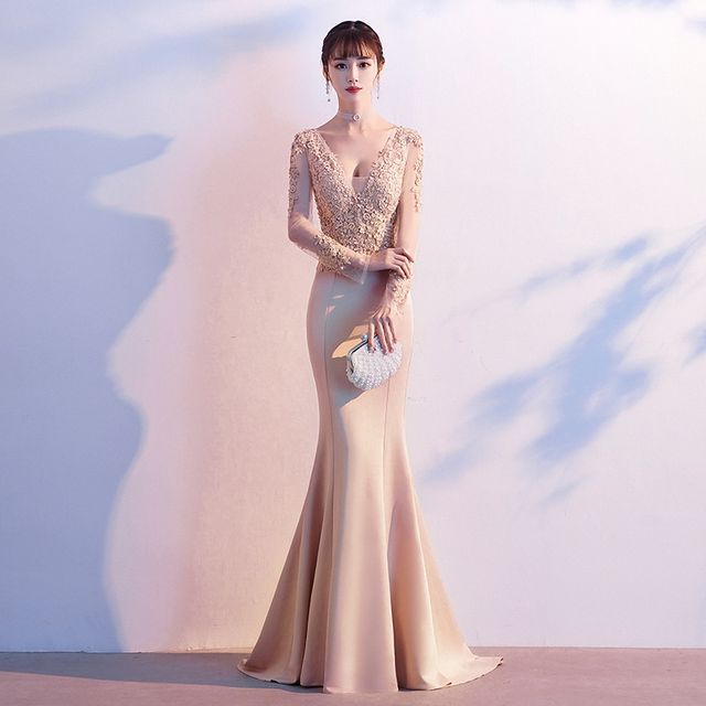 Mermaid Evening Long-Sleeve Lace V-Neck Gown