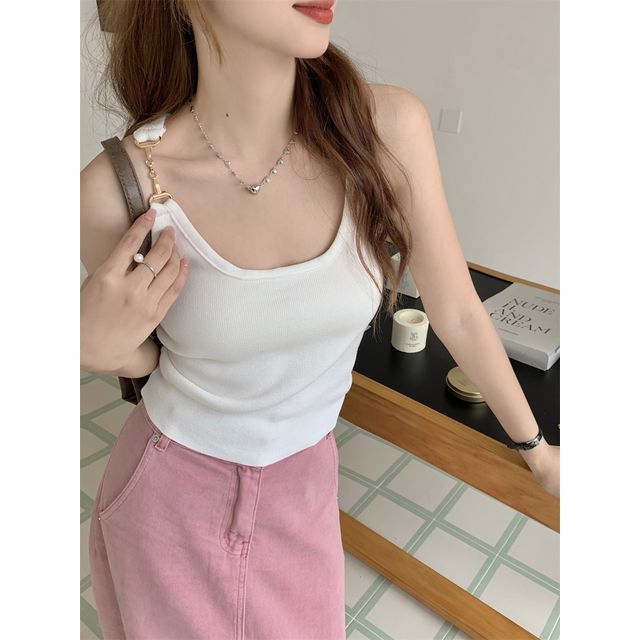 Haut caraco court uni à boucle métallique