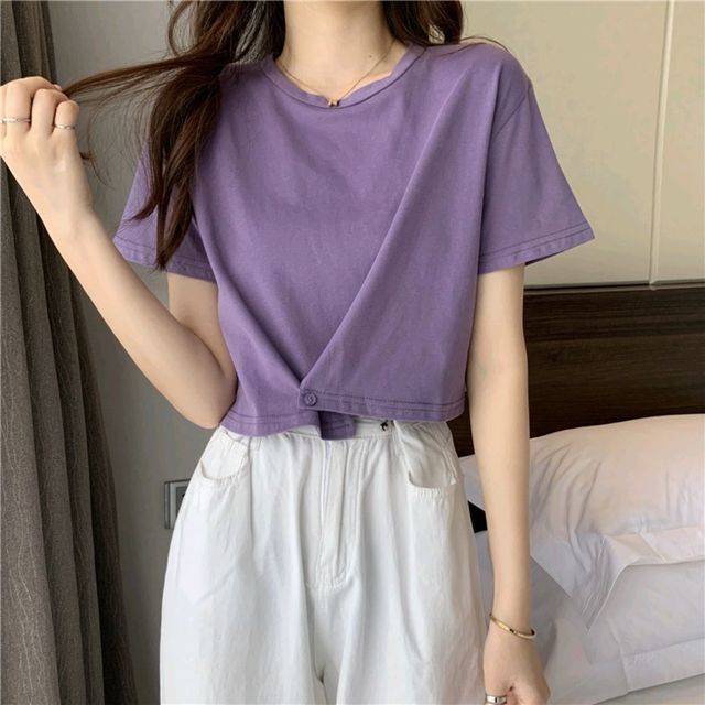 Plain Neck Round Buttoned Short-Sleeve Tee
