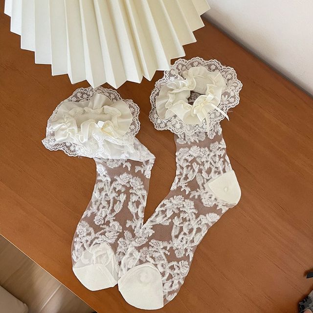 Chaussettes en maille et dentelle à motif de roses à volants