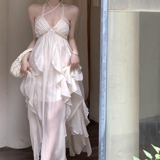 Robe mi-longue asymétrique à volants et col licou uni A