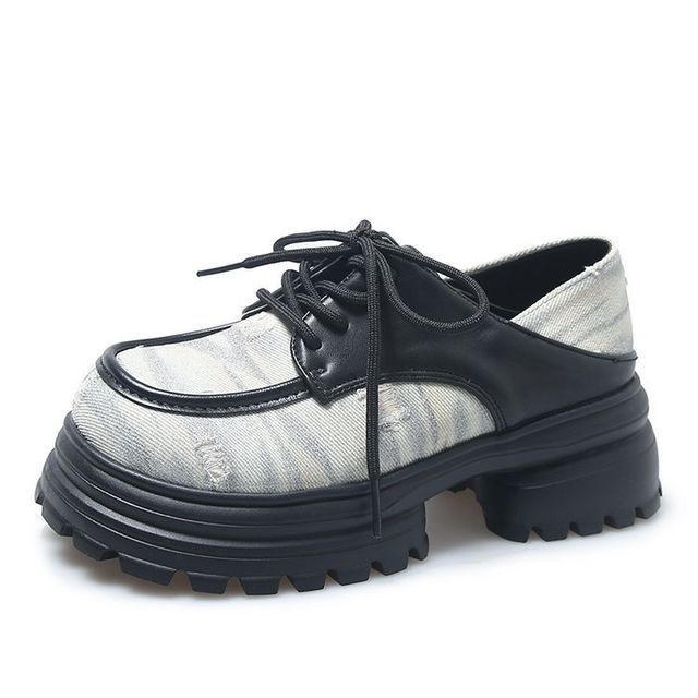Chaussures Derby à talons épais et plateformes à lacets à motifs vieillis