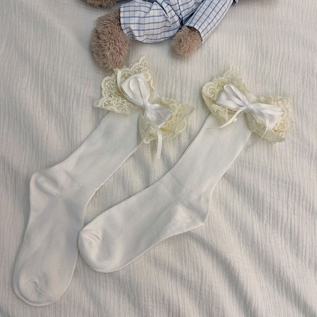 Chaussettes à nœud en dentelle