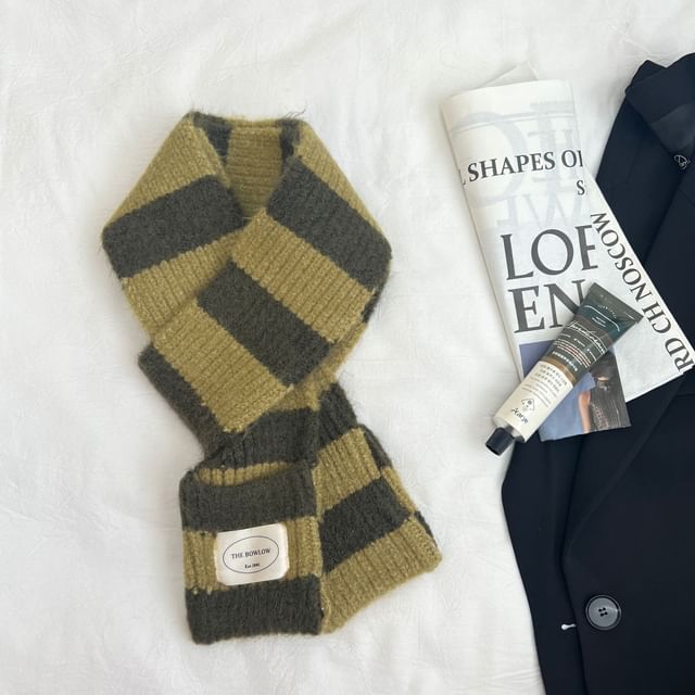 Striped Knit Scarf Light