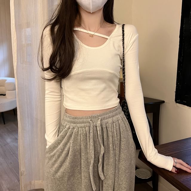 T-shirt court uni à manches longues et col rond