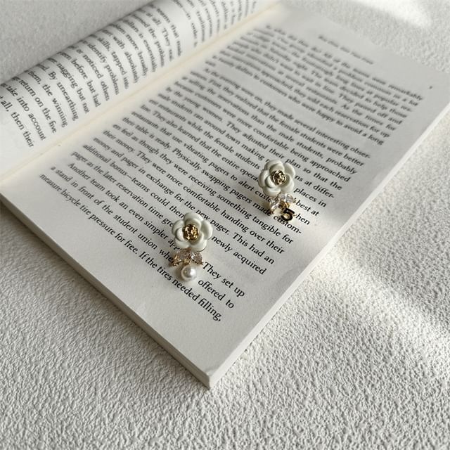 Earring Floral Pearl Drop Faux Alloy