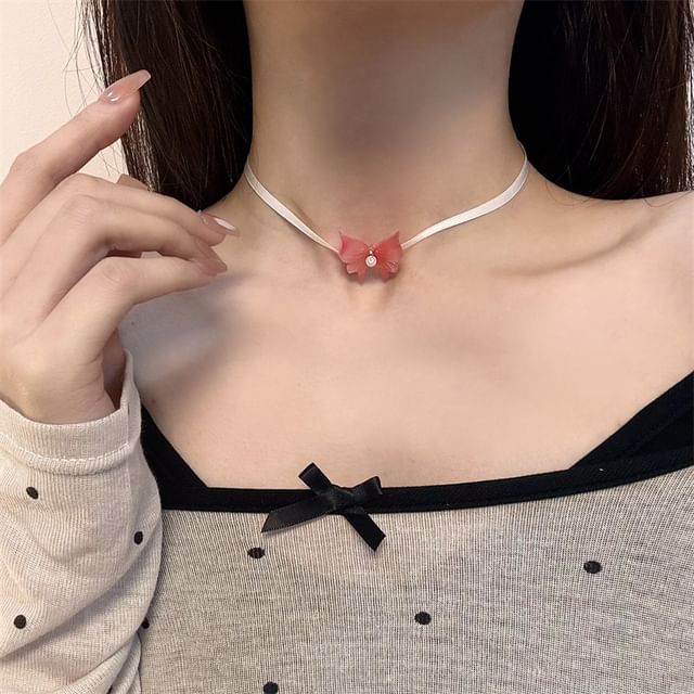 Butterfly Choker