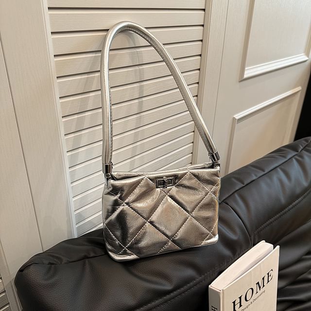 Bag Bucket Twisted Quilted