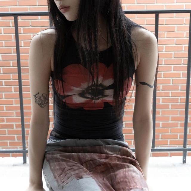 Débardeur à imprimé fleuri / Haut mi-long à motif taille haute H