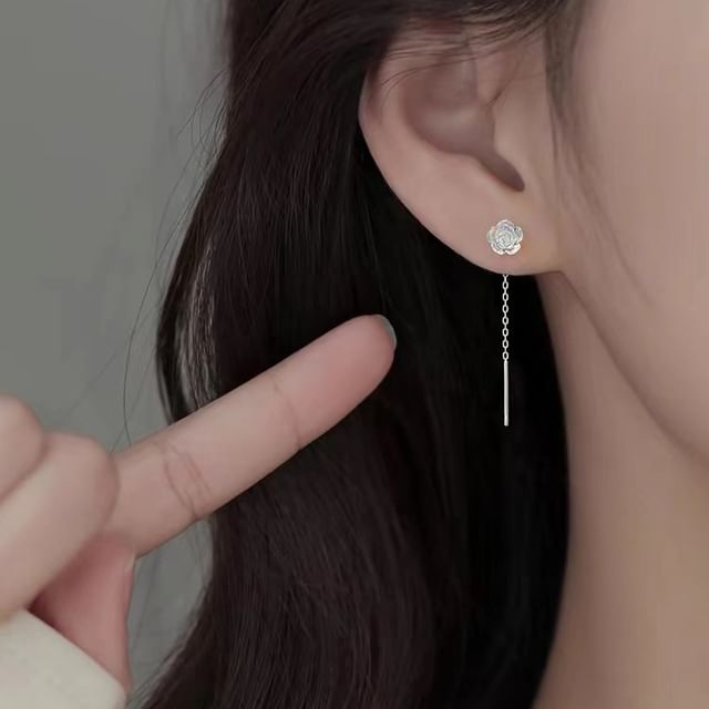 Boucle d'oreille en argent sterling en forme de fleur