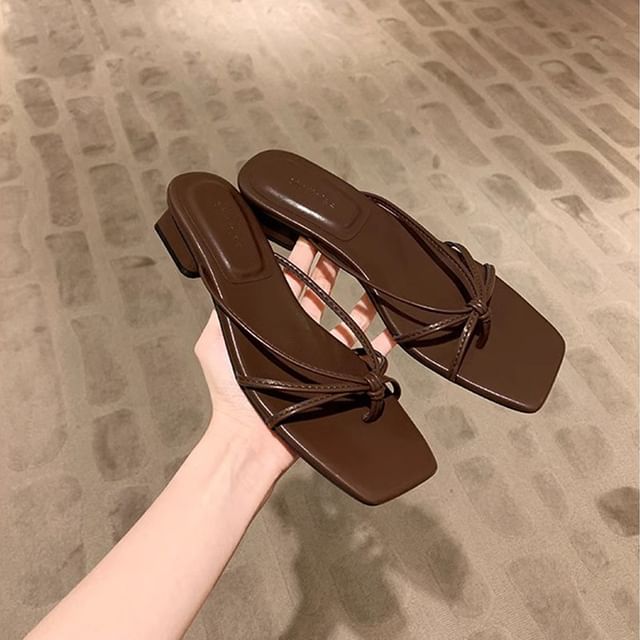 Thong Knotted Sandals
