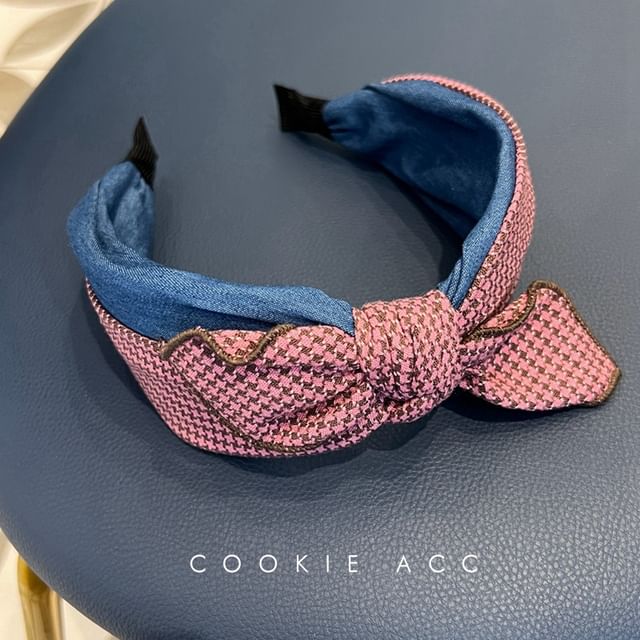 Bandeau en tissu noué