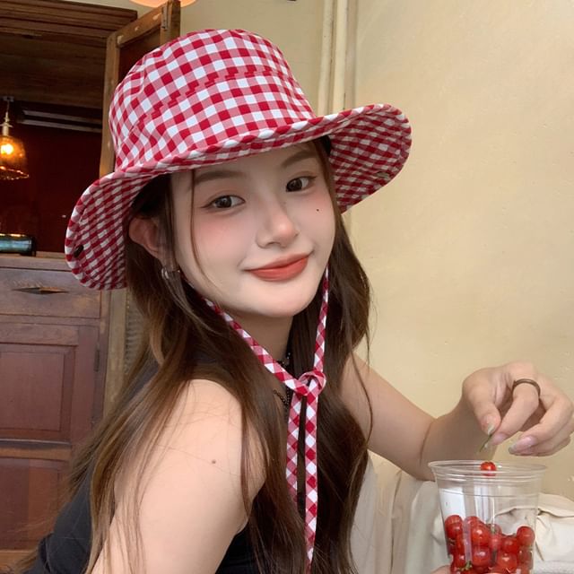 Bucket Hat Plaid