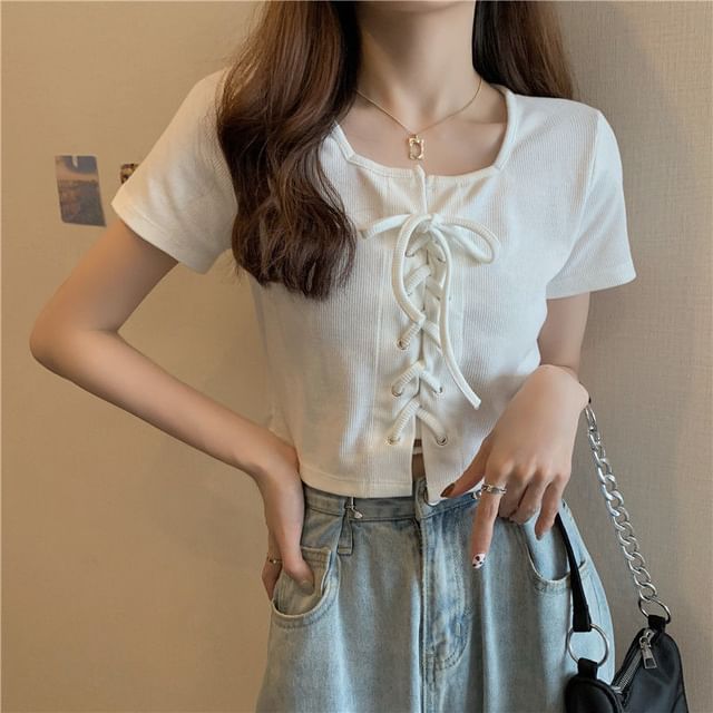 Plain Neck Top Short-Sleeve Square Up Lace